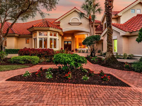 6320 Burnham Rd, Naples, FL 34119-8402