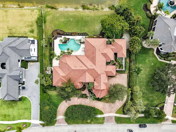 6320 Burnham Rd, Naples, FL 34119-8402