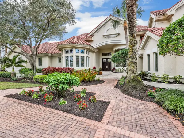 6320 Burnham Rd, Naples, FL 34119-8402