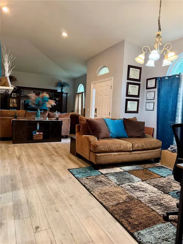 4303 ORANGE RIDGE CT, Valrico, FL 33596