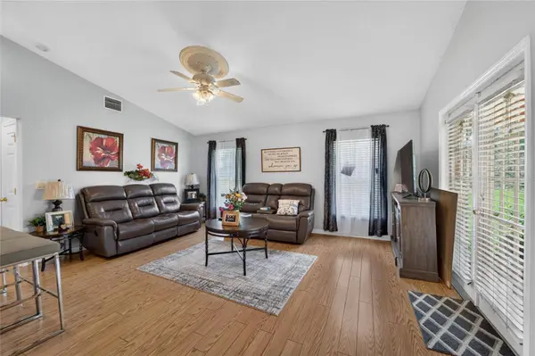 4637 1ST ST NW, Lakeland, FL 33810