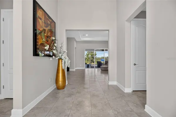5218 LAKE VENICE DR, Wimauma, FL 33598