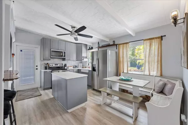 5805 S HUBERT AVE, Tampa, FL 33616