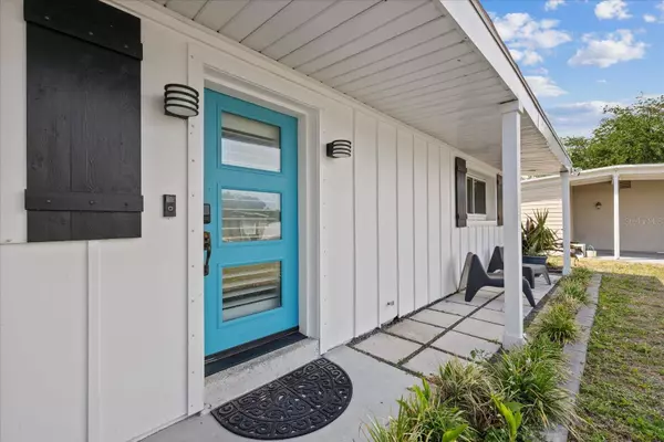 5805 S HUBERT AVE, Tampa, FL 33616