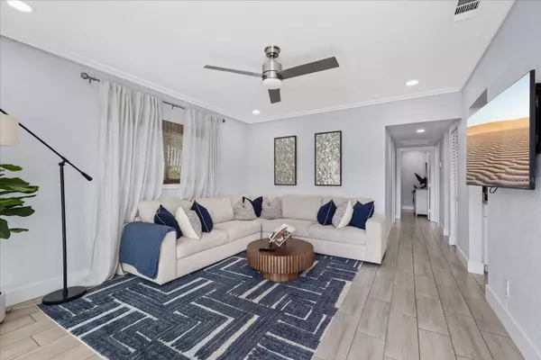 4003 W BAY AVE, Tampa, FL 33616