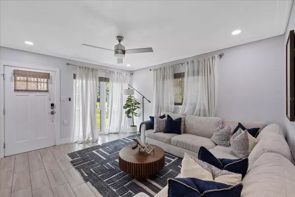 4003 W BAY AVE, Tampa, FL 33616