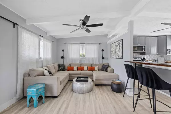 5805 S HUBERT AVE, Tampa, FL 33616