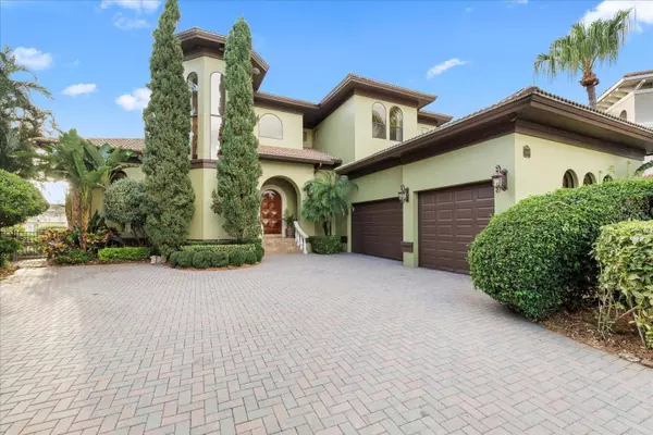 4128 CAUSEWAY VISTA DR, Tampa, FL 33615