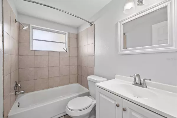 3524 HOOVER DR, Holiday, FL 34691