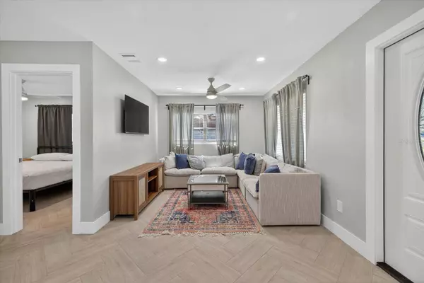 4308 W OKLAHOMA AVE, Tampa, FL 33616