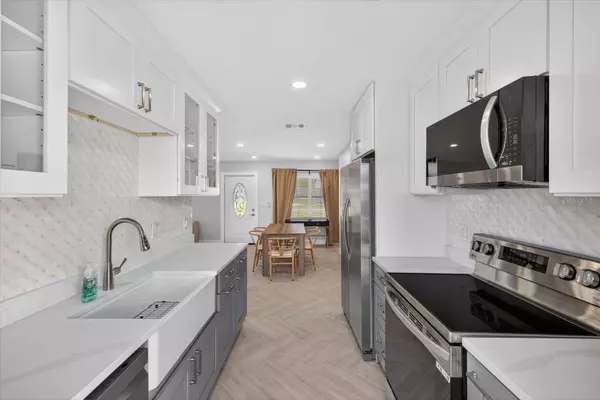 4308 W OKLAHOMA AVE, Tampa, FL 33616