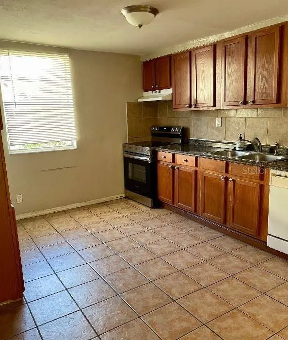 2405 HARPER ST, Tampa, FL 33605