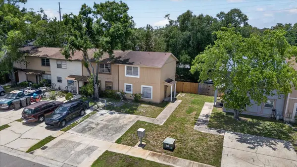 14024 VILLAGE TERRACE DR, Tampa, FL 33624