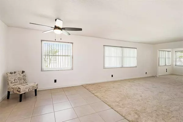 11200 102ND AVE N #36, Seminole, FL 33778