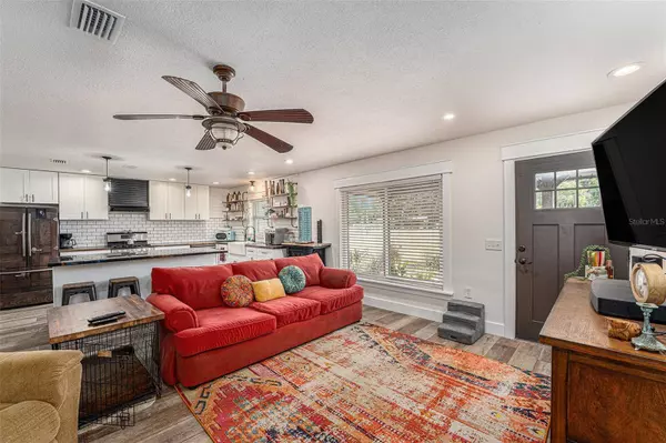 3515 BELL FARMS DR, Plant City, FL 33566