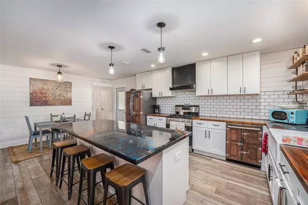 3515 BELL FARMS DR, Plant City, FL 33566