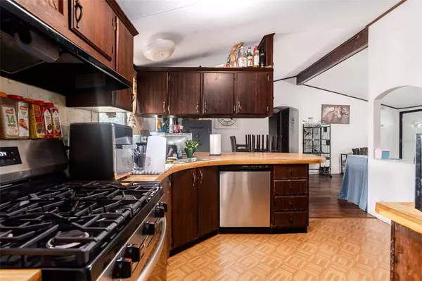 16037 S COUNTY ROAD 39, Lithia, FL 33547