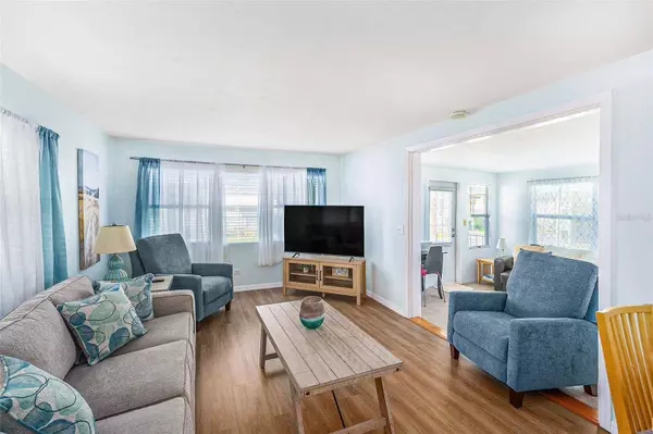 34527 VIOLET DR N, Pinellas Park, FL 33781