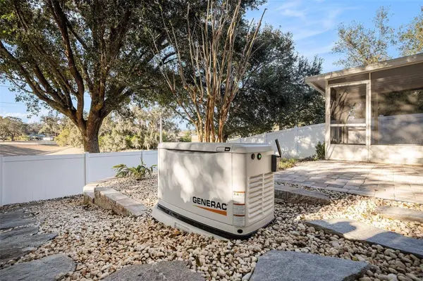 310 SUMMER SAILS DR, Valrico, FL 33594