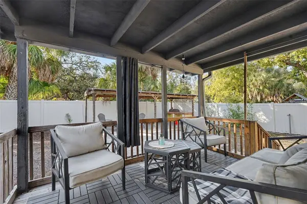 6305 S MACDILL AVE, Tampa, FL 33611