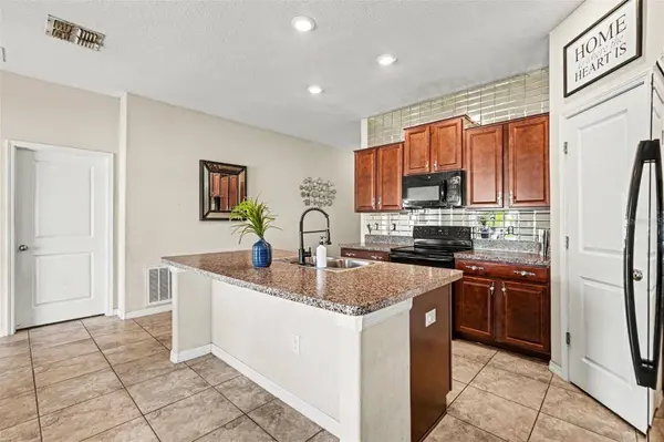 1733 BROAD WINGED HAWK DR, Ruskin, FL 33570