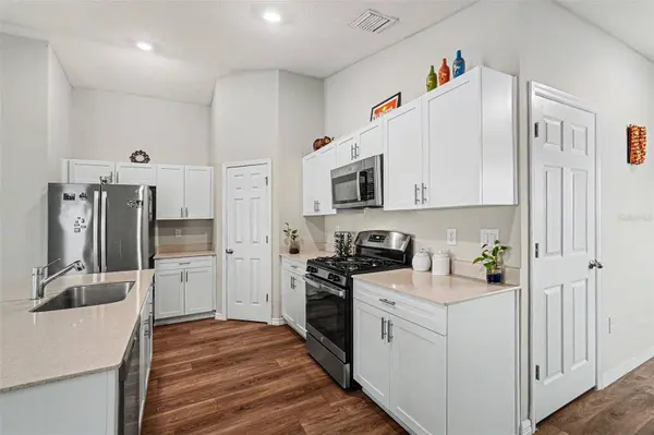 14919 STERLING SPUR AVE, Lithia, FL 33547