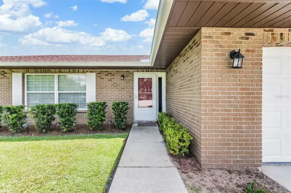 2111 GROVEGLEN LN S, Lakeland, FL 33813