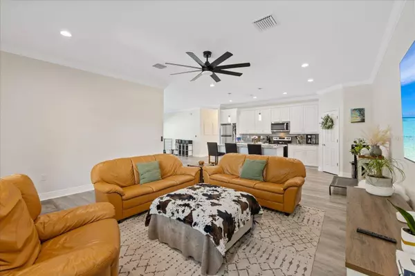 1311 W WASHINGTON ST, Plant City, FL 33563