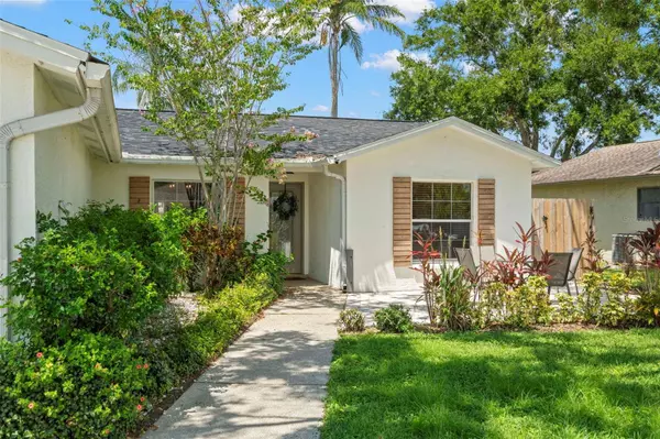 8459 121ST PL, Largo, FL 33773