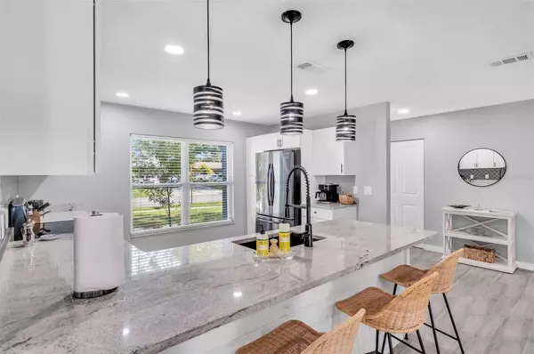 5604 102ND AVE N, Pinellas Park, FL 33782