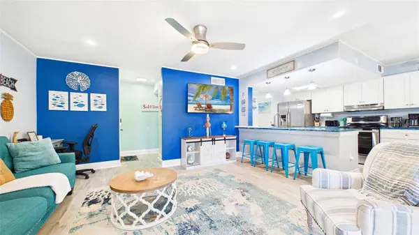 3675 41ST WAY S #K, St Petersburg, FL 33711