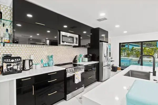 6612 9TH AVE NW, Bradenton, FL 34209