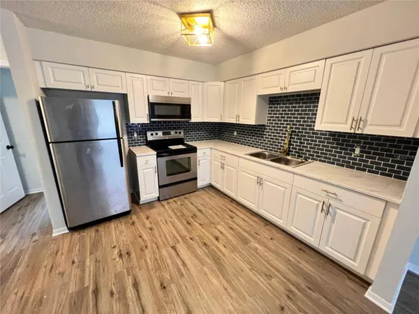 8108 N SEMMES ST, Tampa, FL 33604