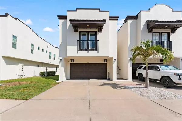 3605 BAY HEIGHTS WAY, Tampa, FL 33611