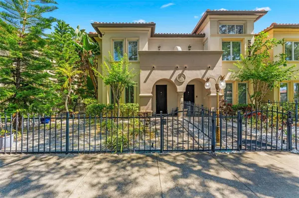 3817 W DALE AVE #4, Tampa, FL 33609