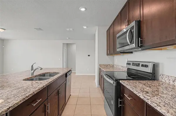 234 LOVELY CT, Plant City, FL 33566