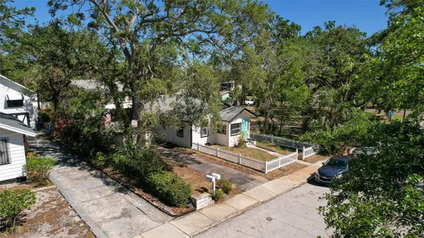 2128 13TH ST S, St Petersburg, FL 33705