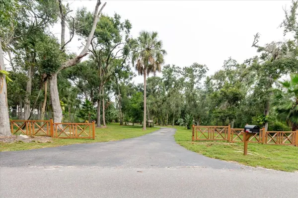 8304 REVELS RD, Riverview, FL 33569