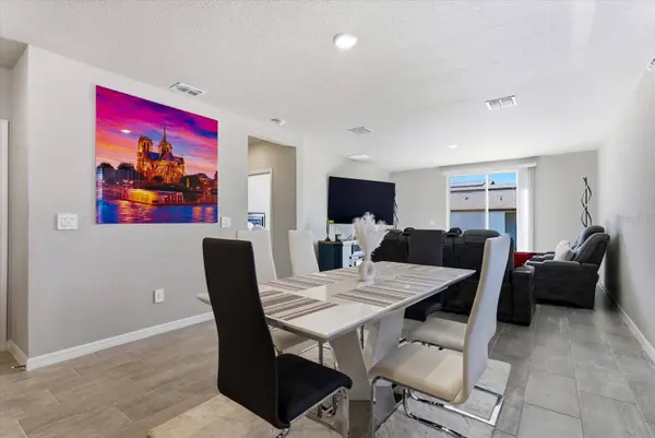 2301 E NEWSOME RD, Plant City, FL 33565