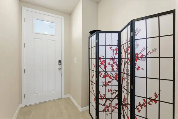 2301 E NEWSOME RD, Plant City, FL 33565