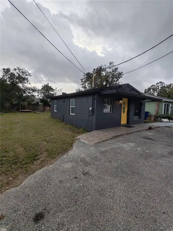 4213 E OSBORNE AVE, Tampa, FL 33610