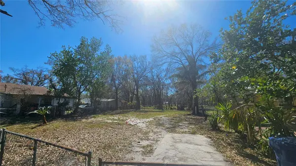 7207 RHODE ISLAND DR, Tampa, FL 33619