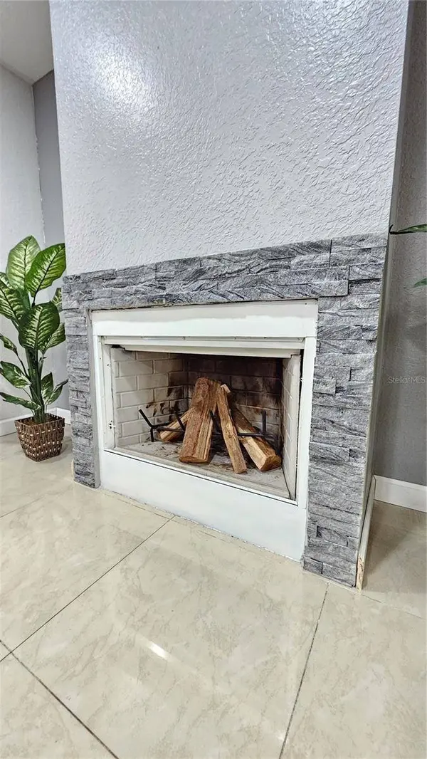 2301 E COLBY LN, Tampa, FL 33612