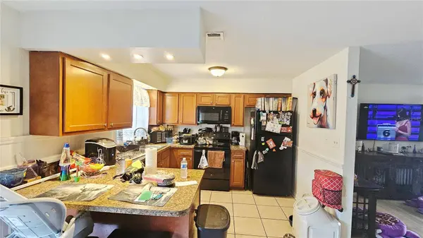 3009 S WILLOW DR, Plant City, FL 33566