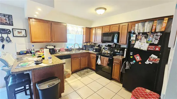 3009 S WILLOW DR, Plant City, FL 33566