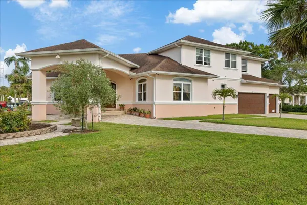 1915 BELLEAIR RD, Clearwater, FL 33764