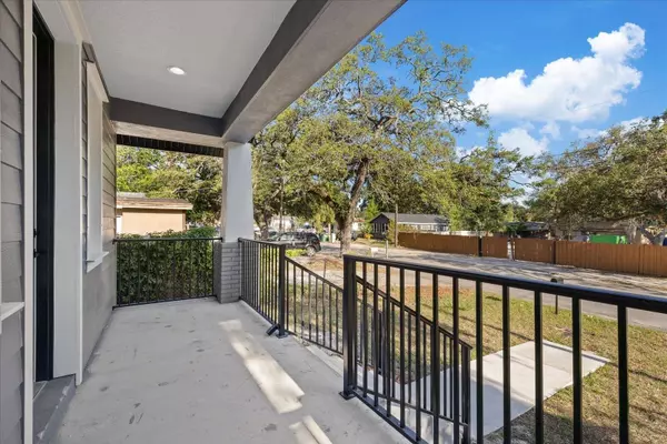 3902 E HENRY AVE, Tampa, FL 33610