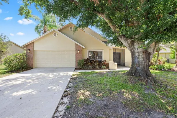 1914 ELK SPRING DR, Brandon, FL 33511