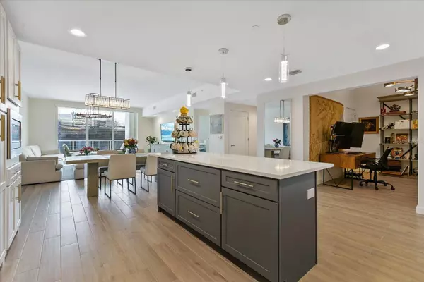 920 N OSCEOLA AVE #303, Clearwater, FL 33755