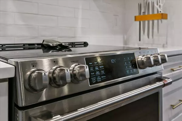 920 N OSCEOLA AVE #303, Clearwater, FL 33755